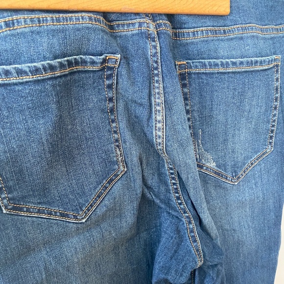 Hi! My name is Joe! Come read my story! - Picture 4 of 4